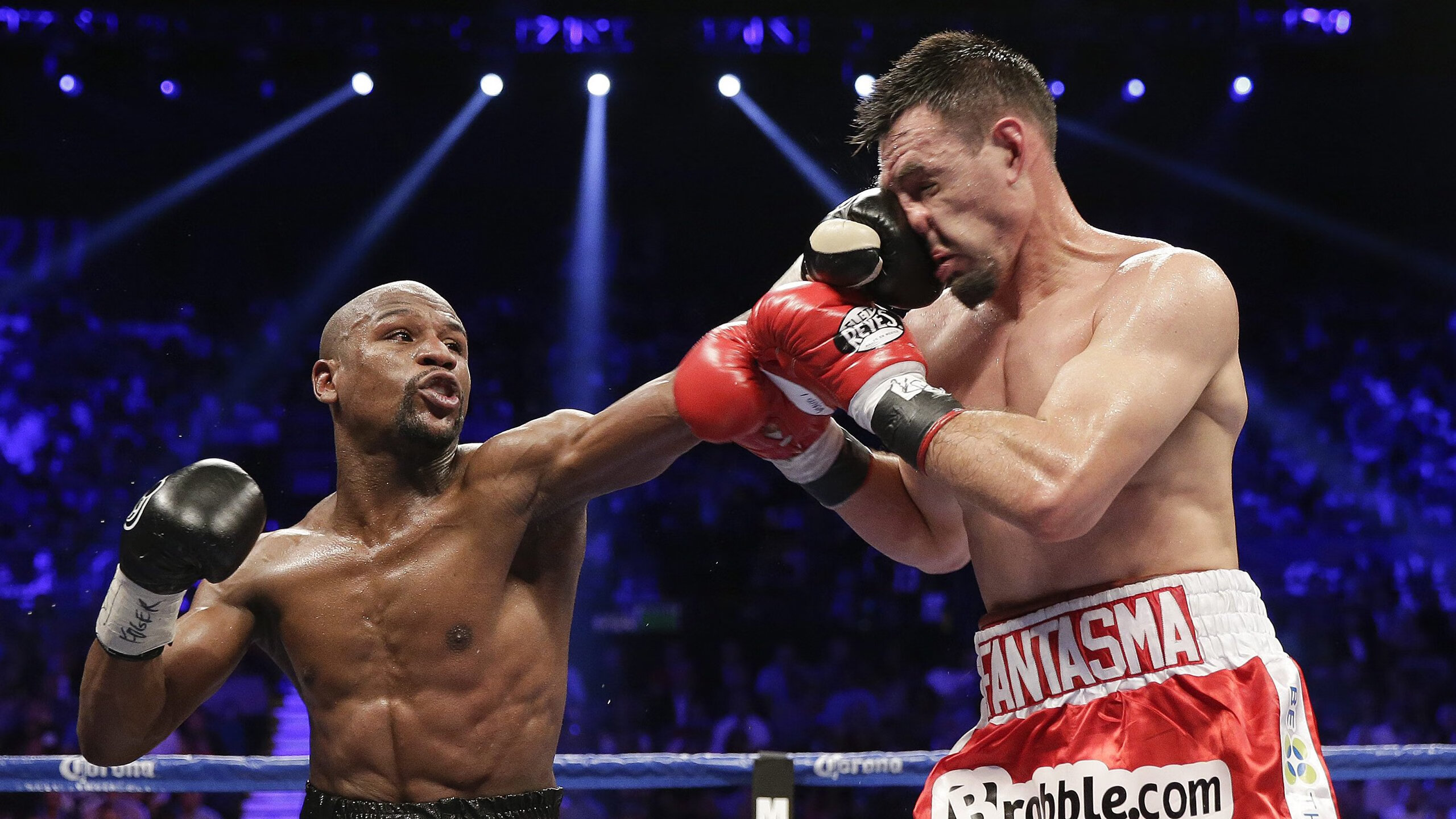 _湖人队内外协作，轻松战胜对手_，湖人队合练